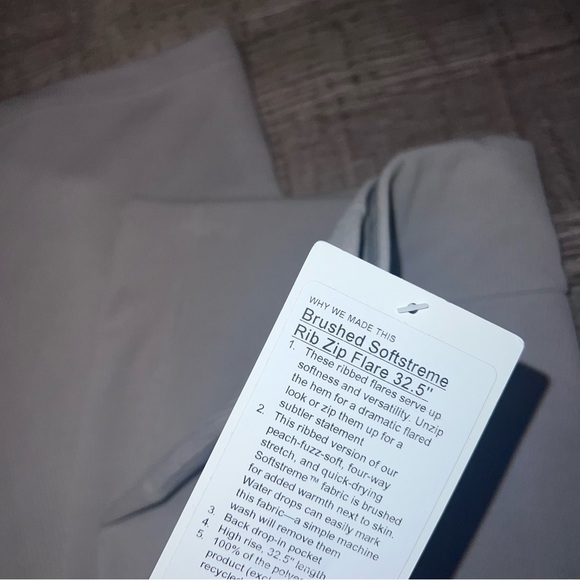 NWT Lululemon Brushed Softstreme Ribbed Zip Flared Pant 32.5" size 14 RVSN - Picture 7 of 7